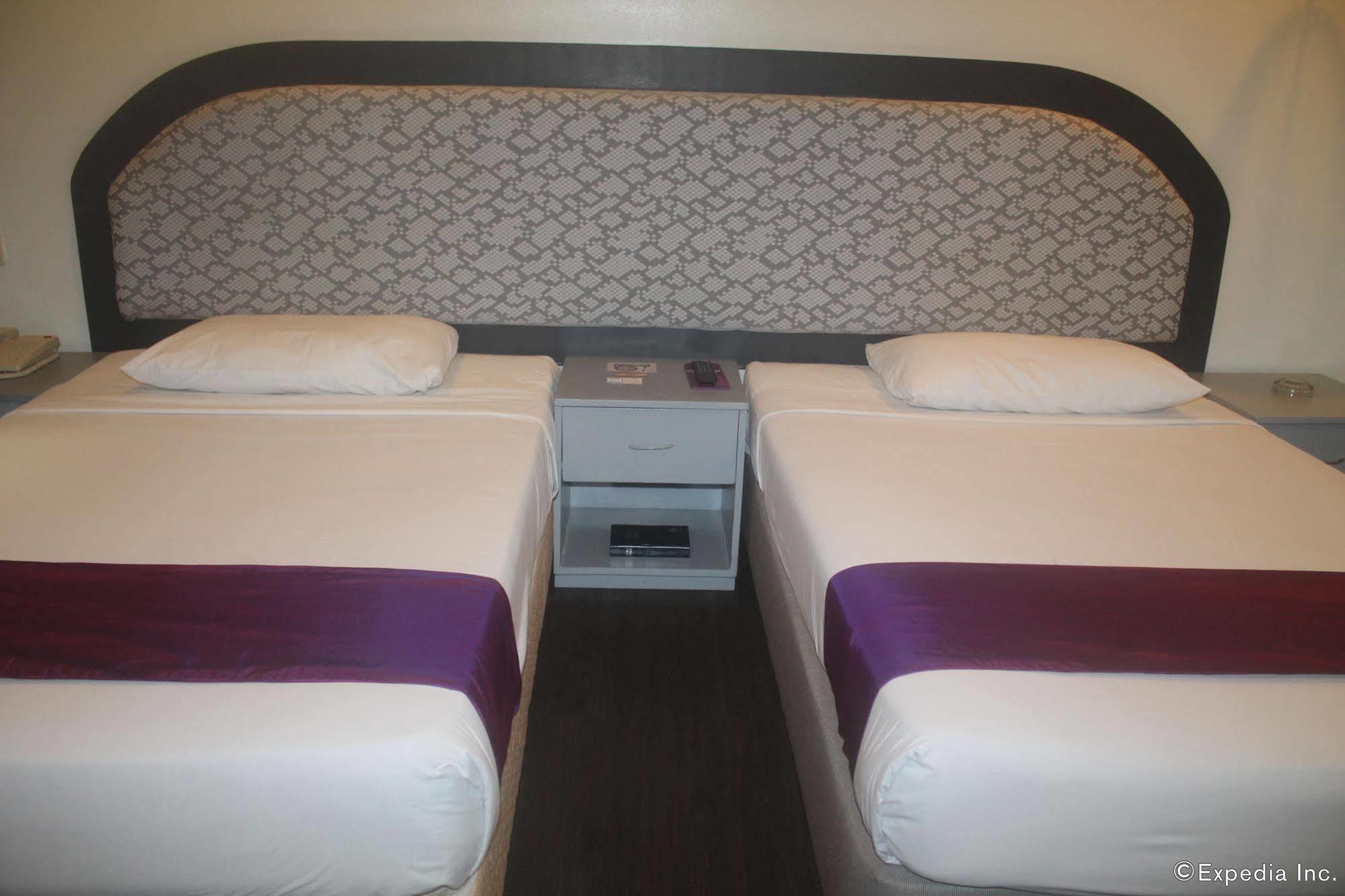 V Hotel Manila Ngoại thất bức ảnh